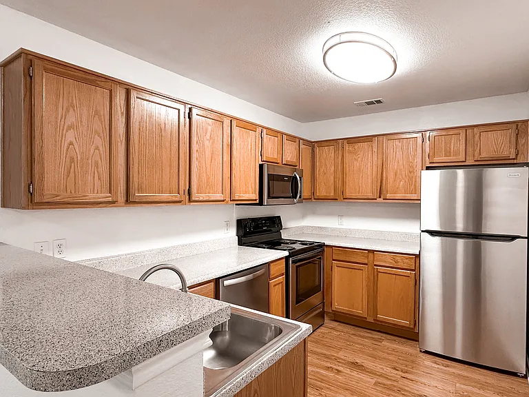 Residences at Bear Creek — Photo 6
