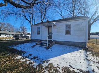 1418 Main St, South Roxana, IL 62087