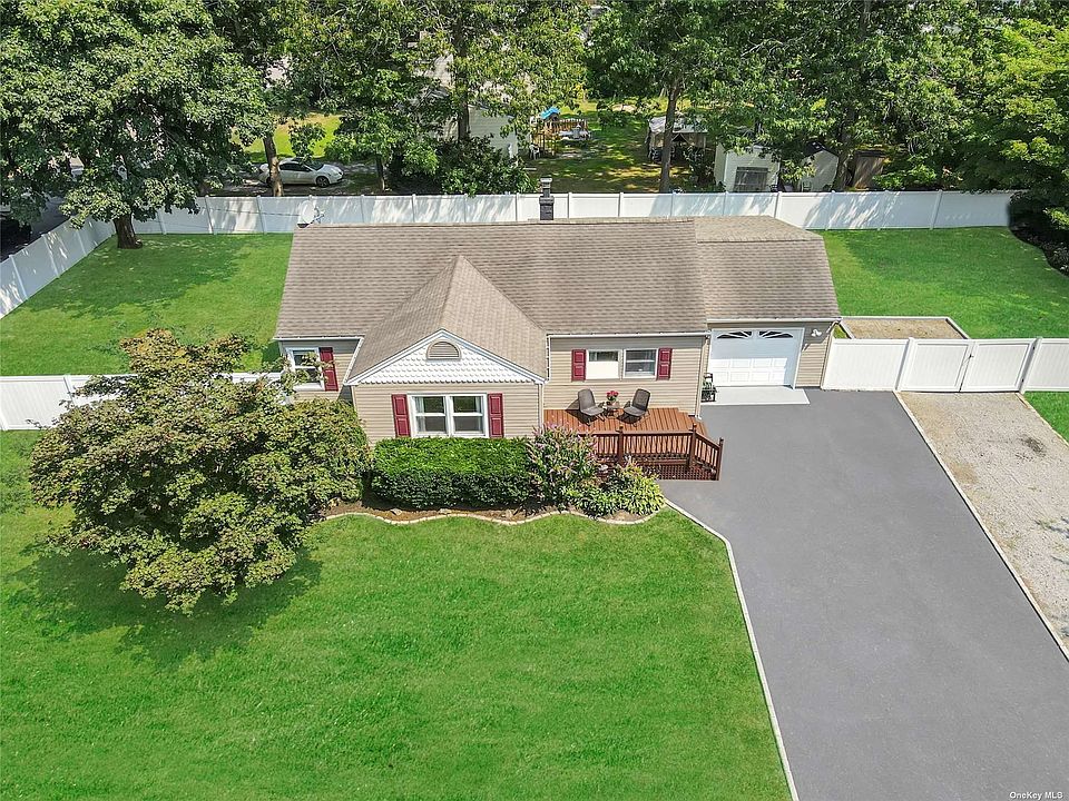 1st image of 133 Mayfield Dr