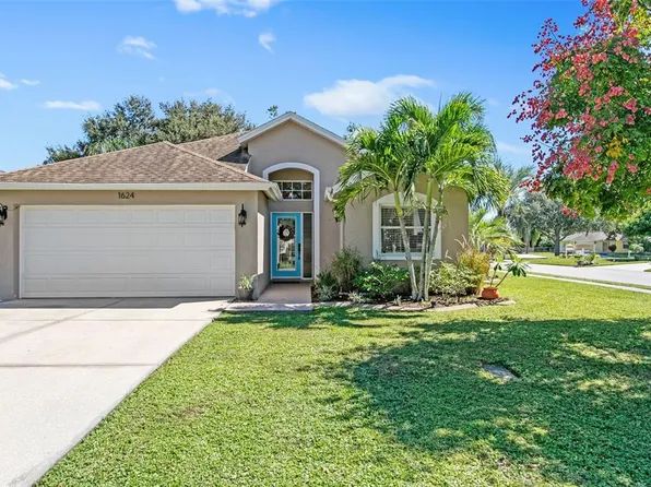 1624 Fawnwood Cir, Sarasota, FL 34232