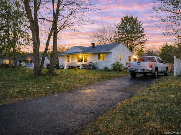 23 Westwood Drive, Newburgh, NY 12550