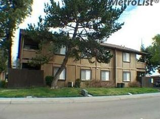 414 Cherry Ln APT D, Manteca, CA 95337