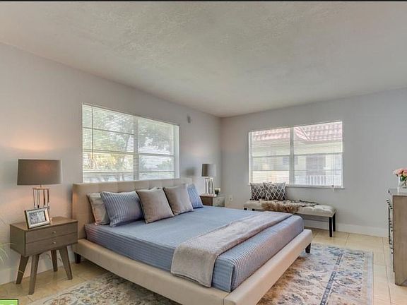 3rd image of 2601 NW 207th St #21