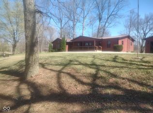 2266 Vfw Rd, Mitchell, IN