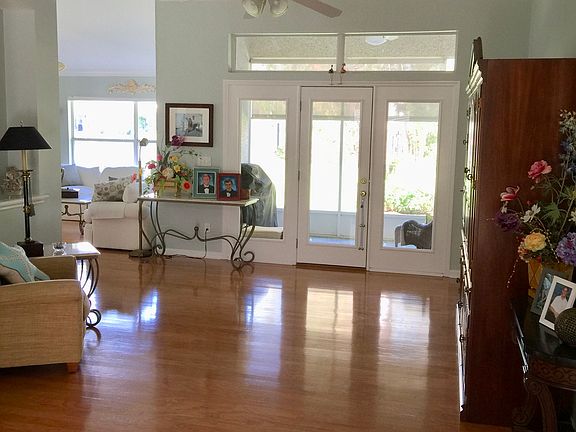 5th image of 712 Lake Stone Cir