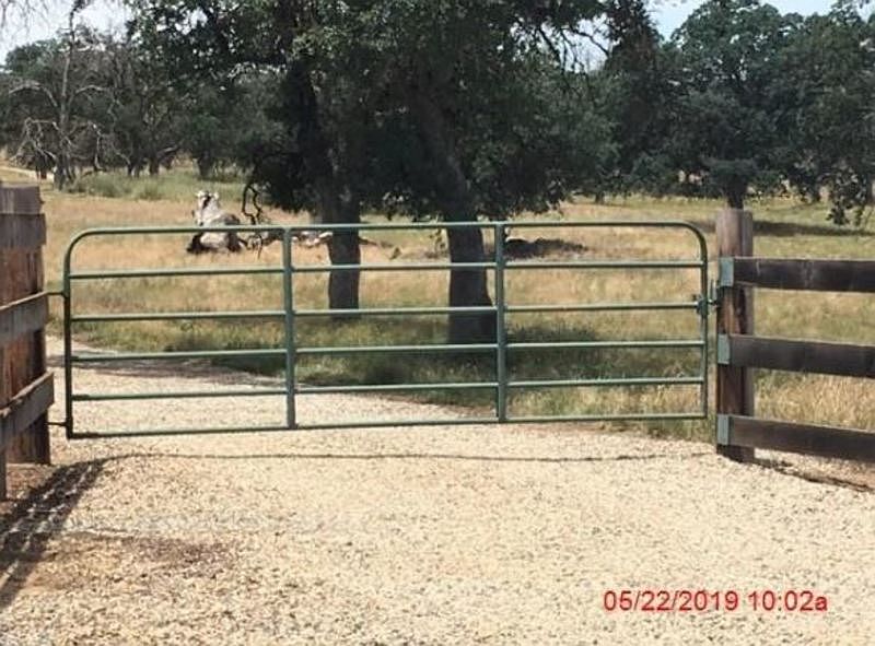 2nd image of 31647 Ruth Hill Rd