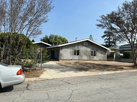 3rd image of 14817 Janine Dr