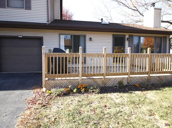 1849 Kerrybrook Ct #50-1, Sycamore, IL 60178