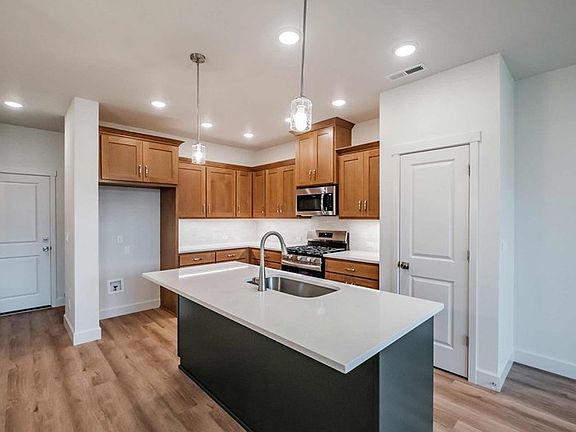 The Rivergrove - Kitchen