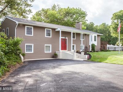 1585 Garrisonville Rd, Stafford, VA, 22556