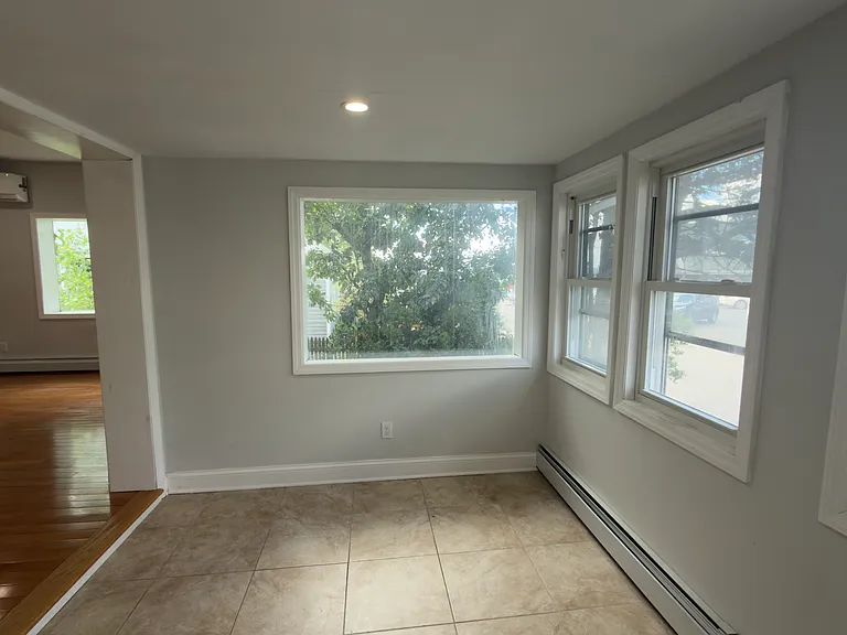 10 Greenwich Ave — Photo 10