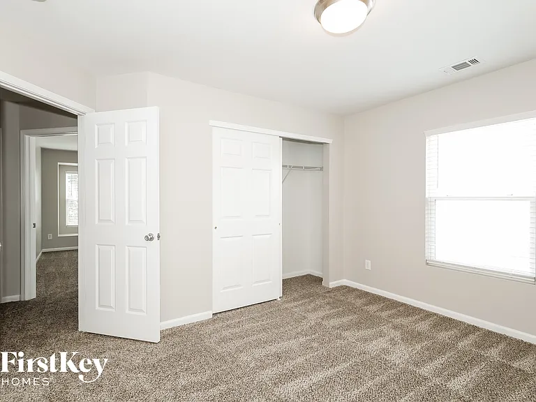 14925 Havasu St — Photo 10