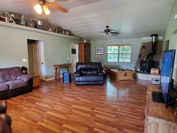 3rd image of 1314 Mallory Ct