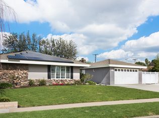 12861 Bubbling Well Rd, Santa Ana, CA 92705