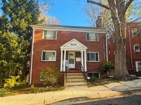 8316 Roanoke Ave #3, Takoma Park, MD 20912