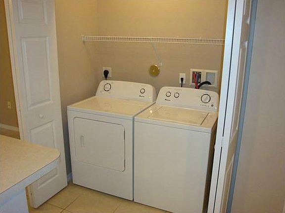 5th image of 3011 NW 30th Ave