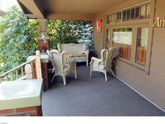 2nd image of 1304 Foster Ave