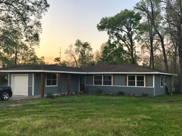 7210 Click Dr, Beaumont, TX 77708