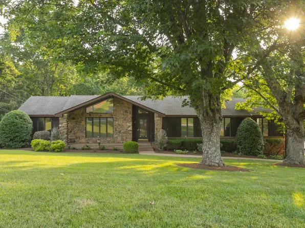 5623 Myrtlewood Dr, Nashville, TN 37211
