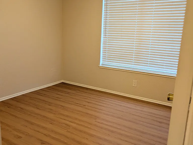 Sierra Vista Way — Photo 15