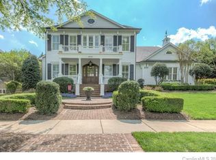 8926 Summer Club Rd, Charlotte, NC 28277