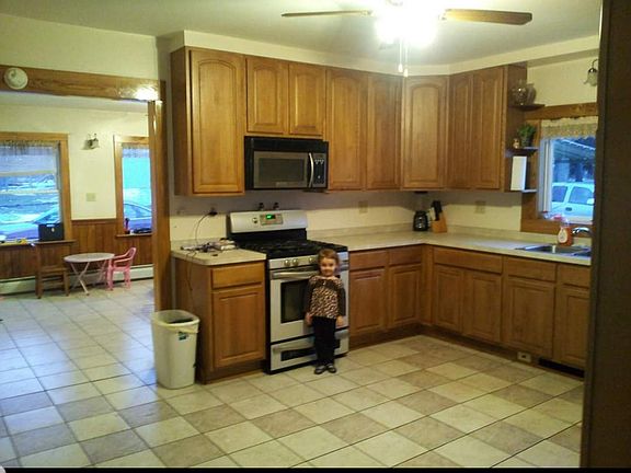 4th image of 28 South St