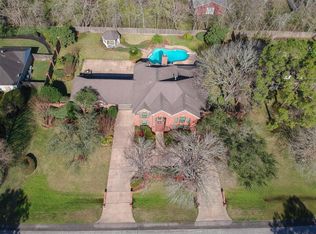 408 Fieldcreek Dr, Friendswood, TX 77546