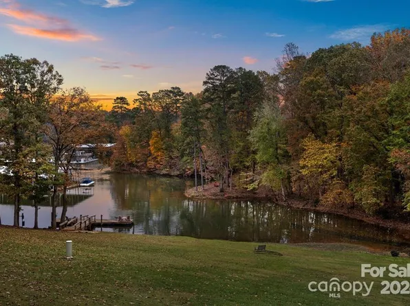 51 Old Post Rd, Clover, SC 29710