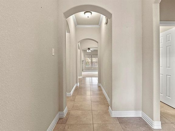 5th image of 3112 Willow Place Dr