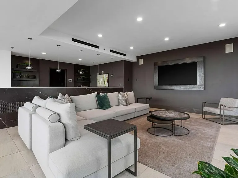 855 W Peachtree St NE #2415 — Photo 32