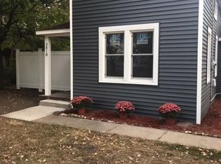 3818 Oakes St SW, Grandville, MI 49418