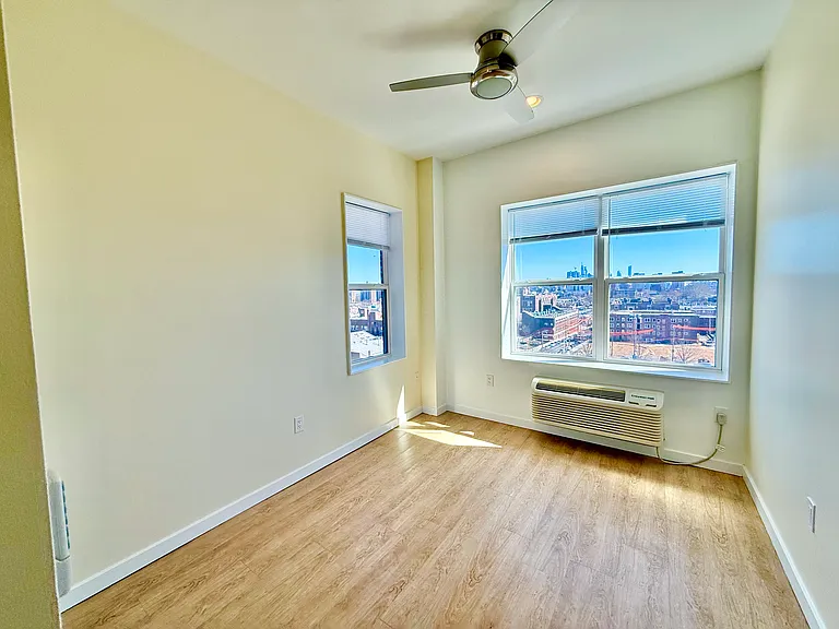 249 S 49th St #8O6 — Photo 34