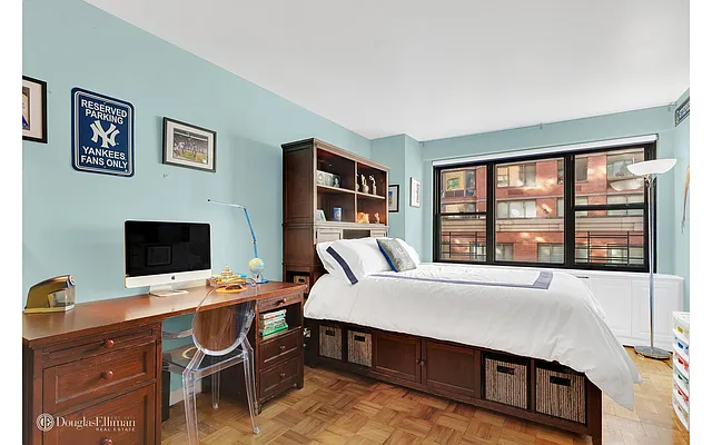 Sold by Douglas Elliman | media 16