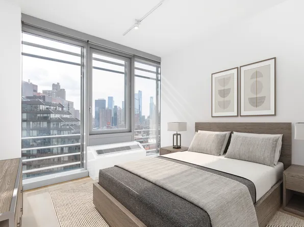 554 West 54th Street image 4 of 53