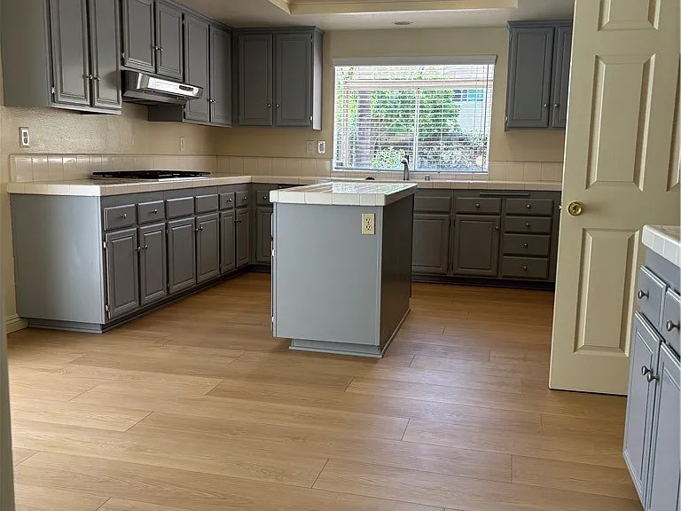 7515 Melvin Ave — Photo 36