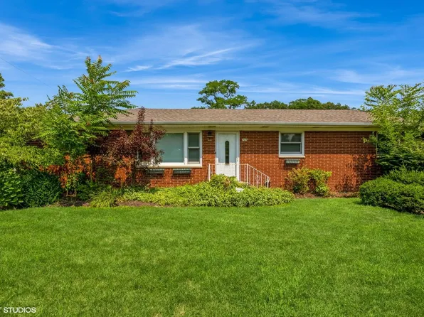 205 S Whittaker St, New Buffalo, MI 49117
