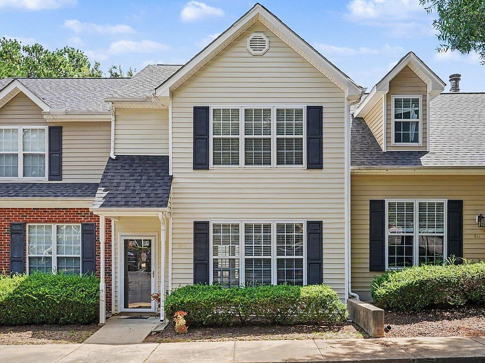 1st image of 809 Rothshire Ct