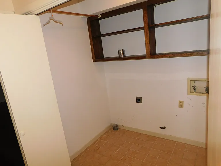 4220 Birdwell Dr — Photo 16