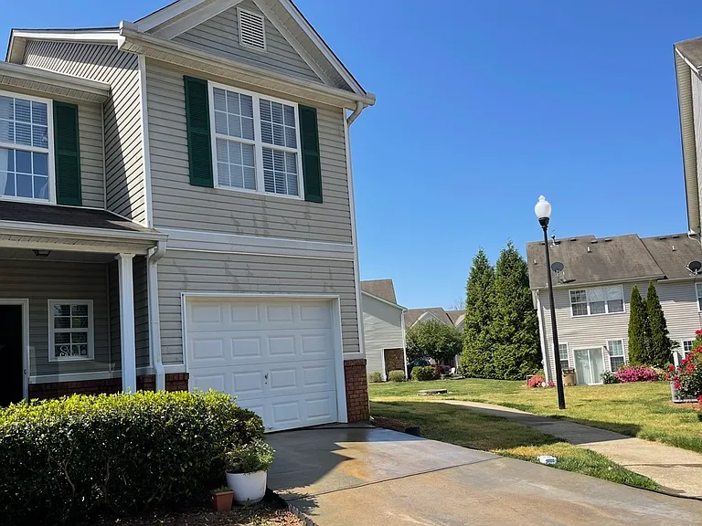 4909 Vireo Dr — Photo 1