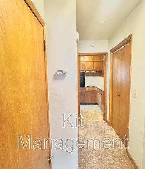 3320 Douglas Rd — Photo 5