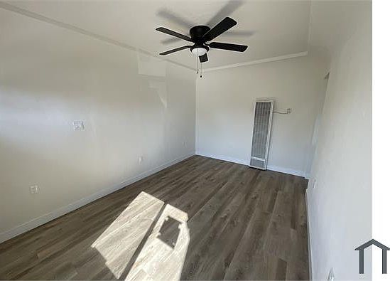 4th image of 4321 Triggs St