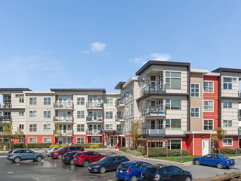 6330 McRobb Ave #401 — Photo 3