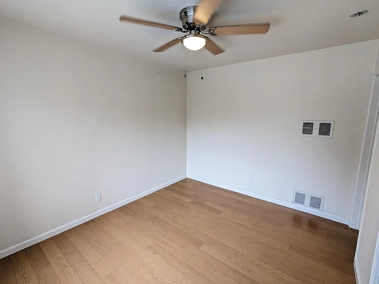 11230 Hortense St #5 — Photo 8