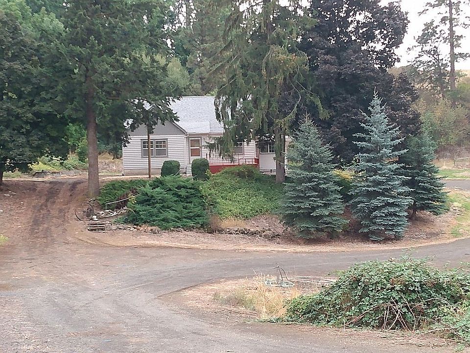 View from Hanks Grade