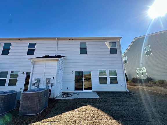 3rd image of 4130 County Down Ave #1
