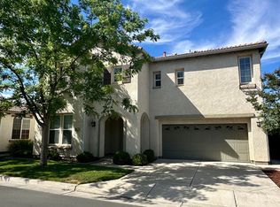 1812 W Bella Oaks Way, Hanford, CA 93230