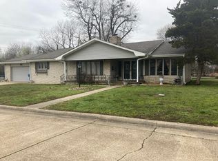 1429 Skyline Ct, Miami, OK 74354