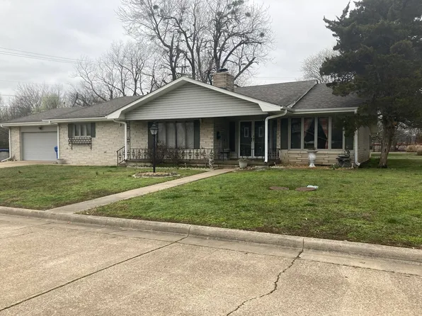 1429 Skyline Ct, Miami, OK 74354