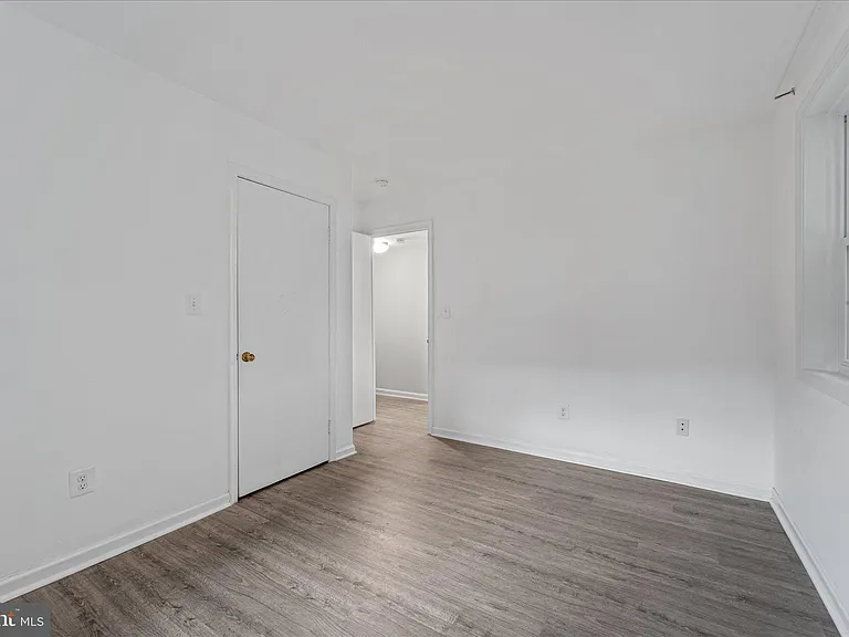 3885 Chain Bridge Rd — Photo 37