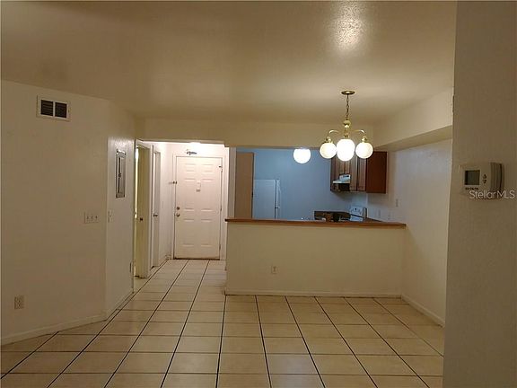 4th image of 2644 Oak Park Way #102